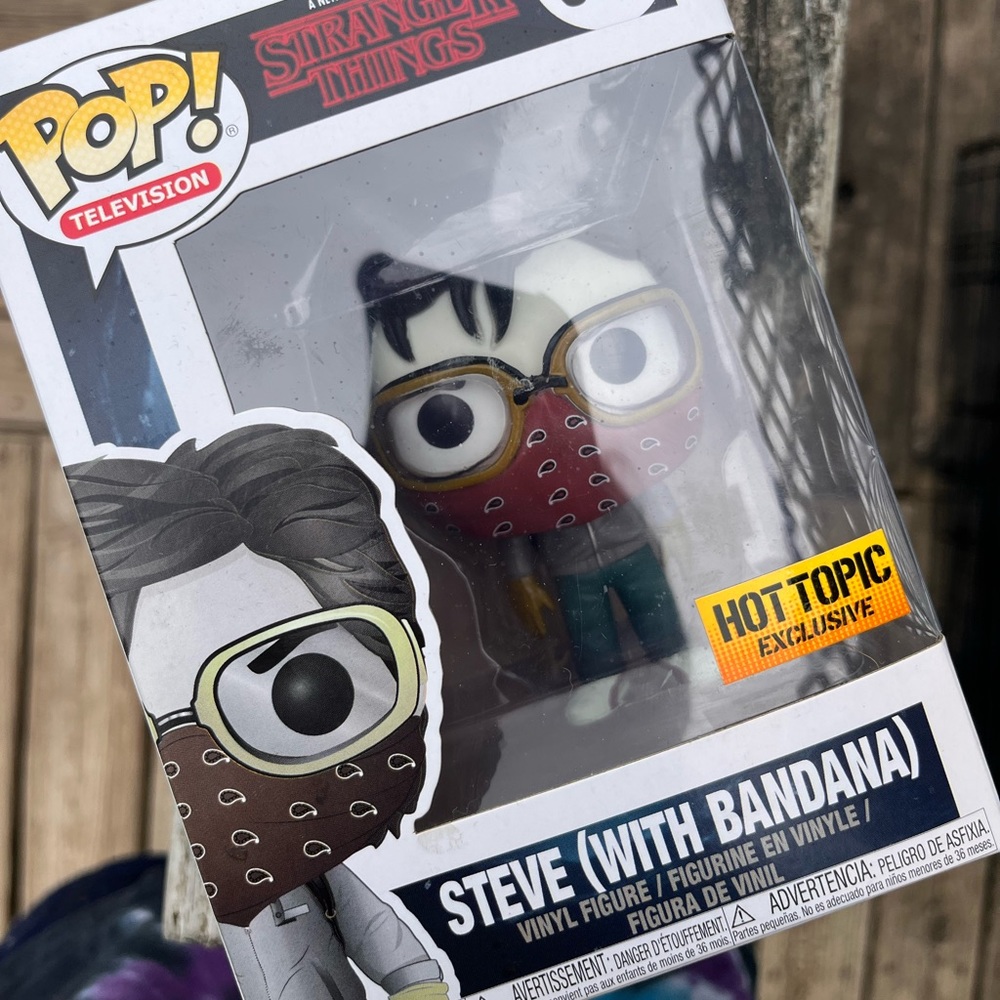 HT Exclusive Steve With Bandanna Funko Pop